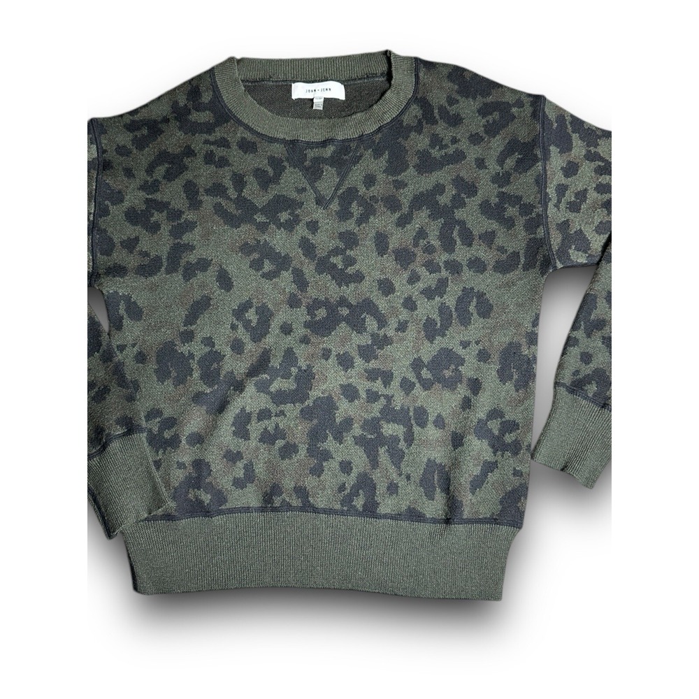 John + Jenn Womens Sweater Green Black Cheetah Print Knit Sz XS Oversized. Camo - Picture 2 of 12